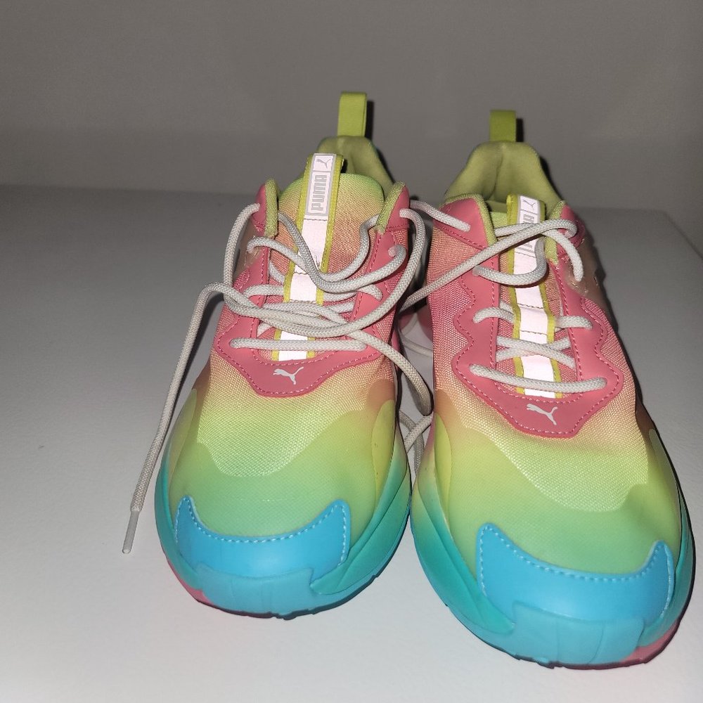 Women puma shoes